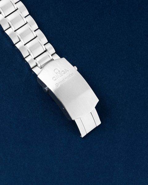 Omega Speedmaster Racing 326.30.40.50.04.001